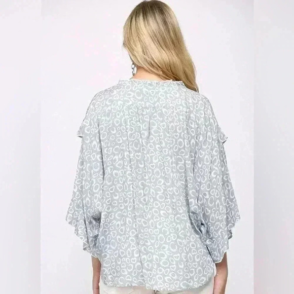 GIGIO Steele Blue Dolman Sleeve top | Size Medium - Picture 2 of 3